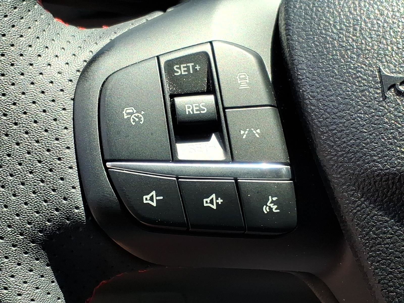 Certified 2023 Ford Escape ST-Line w/ Tech Pack #1 AWD/4WD image 24