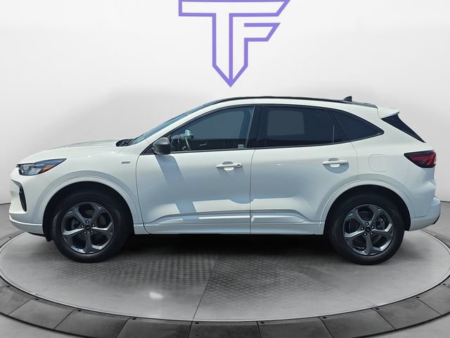 Certified 2024 Ford Escape ST-Line w/ Tech Pack #1 AWD/4WD image 2