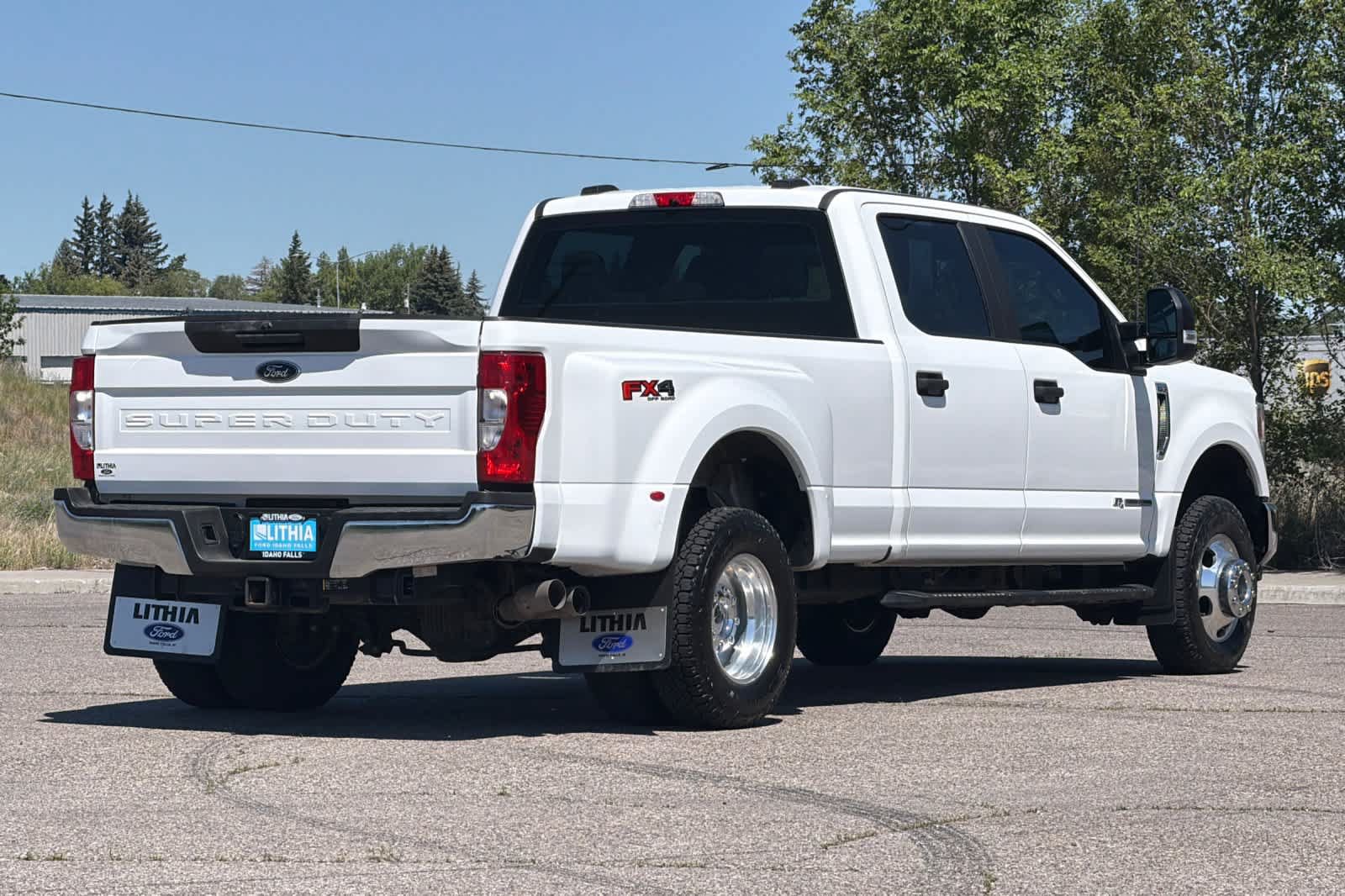 Certified 2022 Ford F350 XL w/ STX Appearance Package AWD/4WD image 2