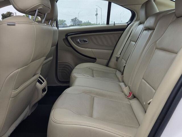 Certified 2019 Ford Taurus Limited FWD image 6