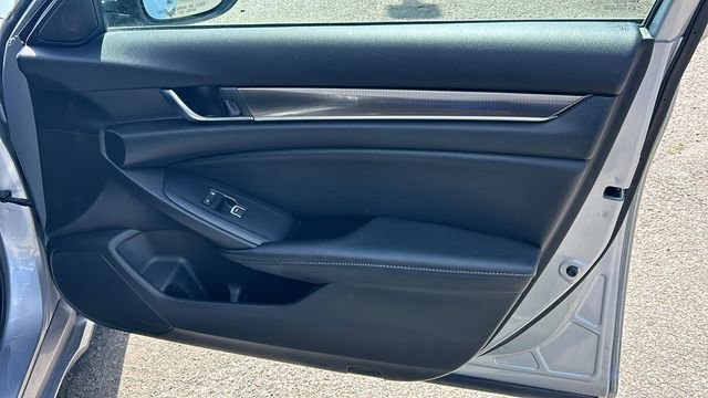 Used 2020 Honda Accord Sport image 10