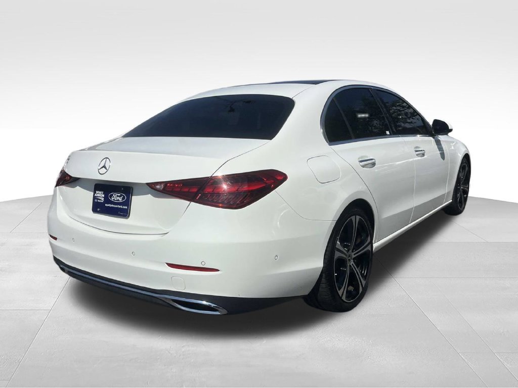 Used 2022 Mercedes-Benz C 300 Sedan image 3