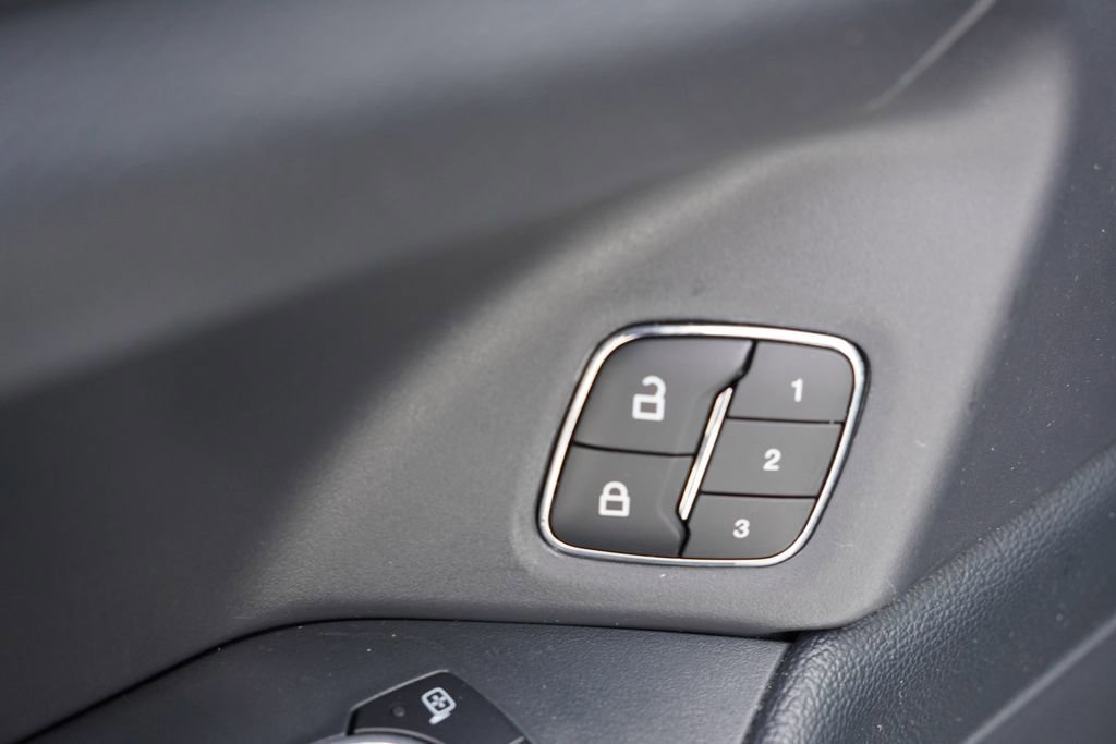 Certified 2024 Ford Expedition Max XLT image 26