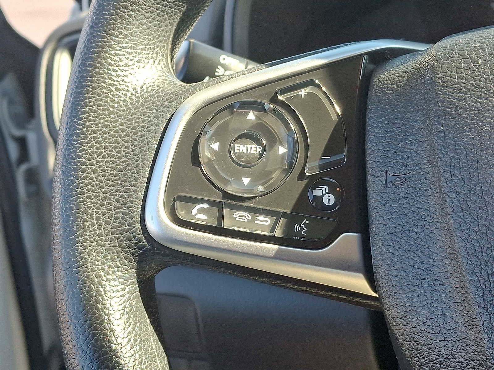 Used 2020 Honda CR-V LX image 20