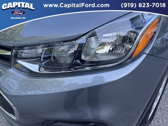 Used 2020 Chevrolet Trax LS image 11