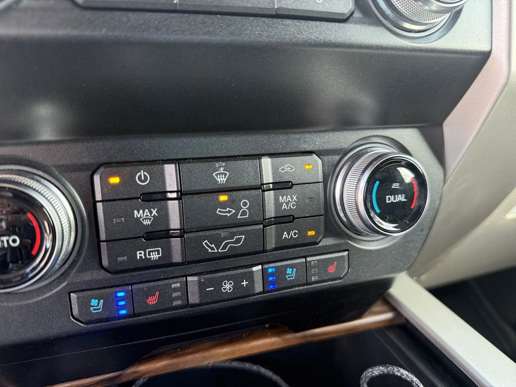 Certified 2019 Ford F150 Lariat w/ Equipment Group 502A Luxury image 23