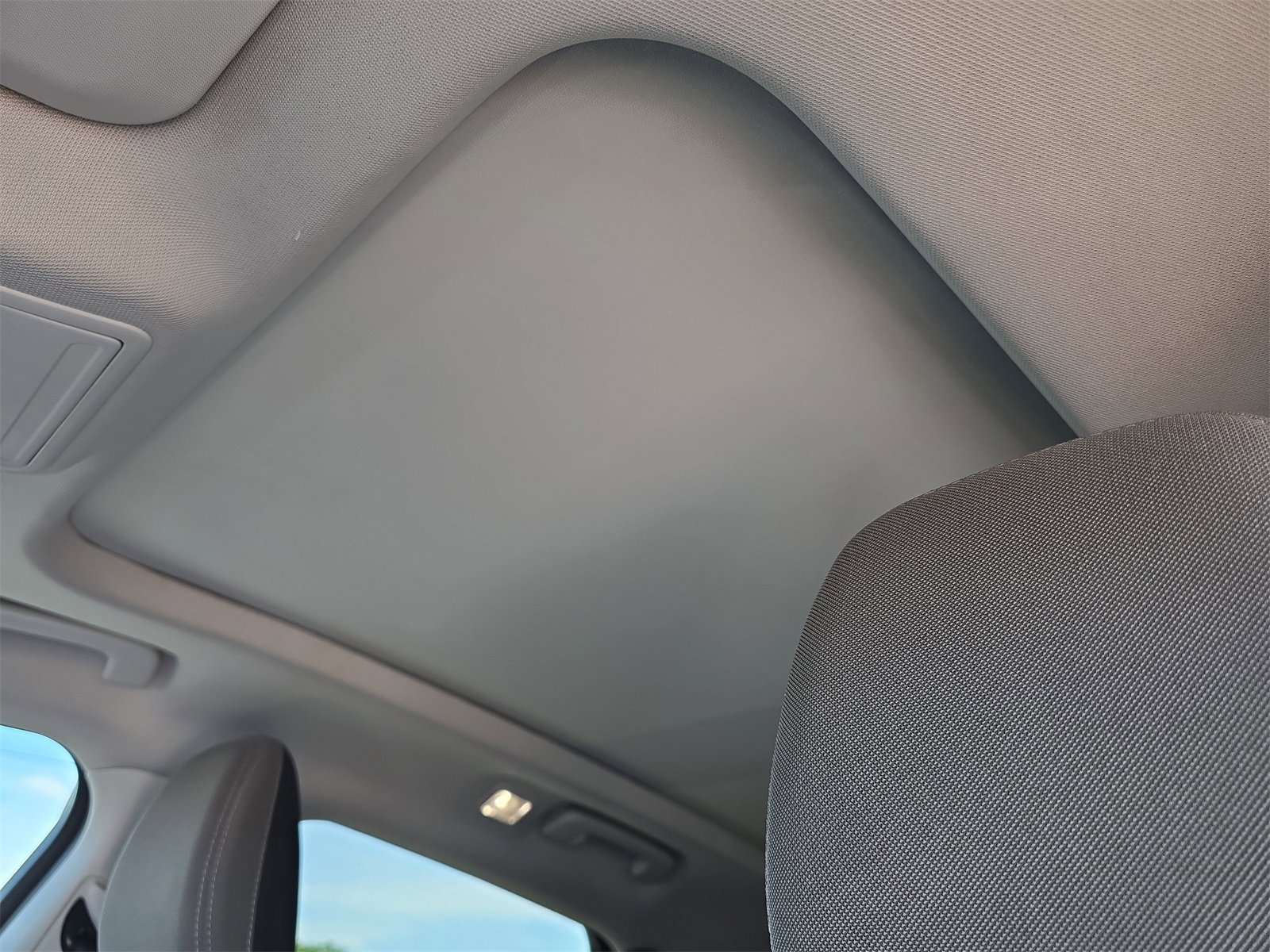 Certified 2021 Ford Escape SE w/ SE Sport Appearance Package image 16