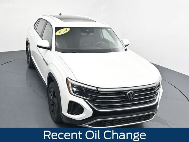Used 2024 Volkswagen Atlas Cross Sport SE AWD/4WD image 19