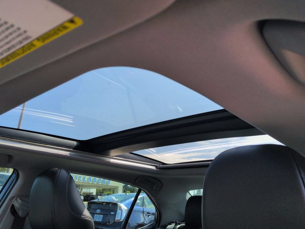 Used 2018 Toyota Camry XSE FWD image 21