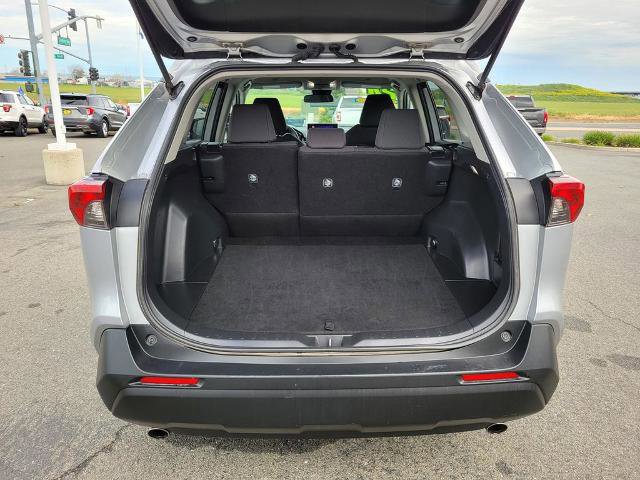 Used 2024 Toyota RAV4 LE AWD/4WD image 10