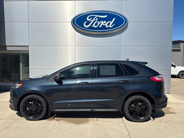 Certified 2022 Ford Edge ST w/ Equipment Group 401A AWD/4WD image 3
