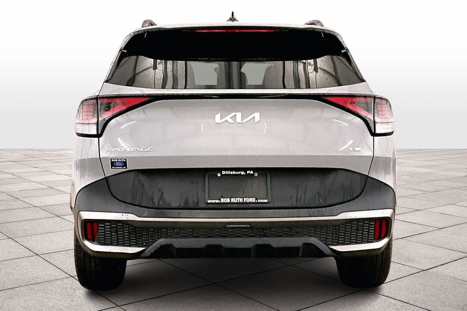 Used 2023 Kia Sportage X-Line w/ X-Line Premium Package image 2