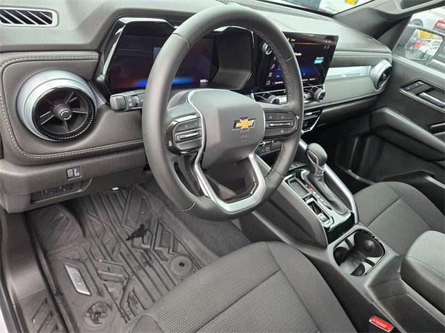 Used 2024 Chevrolet Colorado LT w/ LT Convenience Package image 10