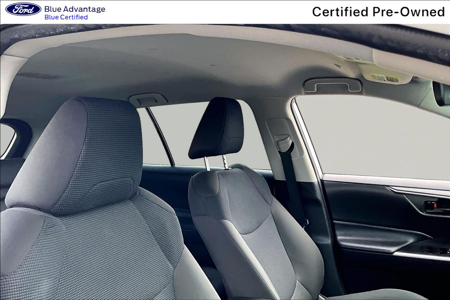 Used 2024 Toyota RAV4 LE AWD/4WD image 29