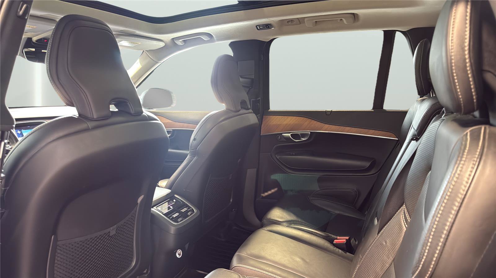 Used 2019 Volvo XC90 T6 Inscription w/ Luxury Package AWD/4WD image 17