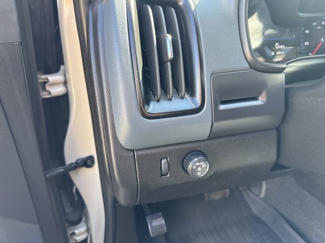 Used 2022 Chevrolet Colorado Z71 RWD image 14