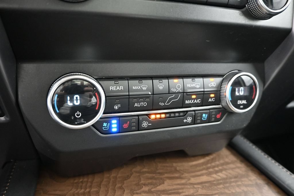 Certified 2020 Ford Expedition Platinum AWD/4WD image 9