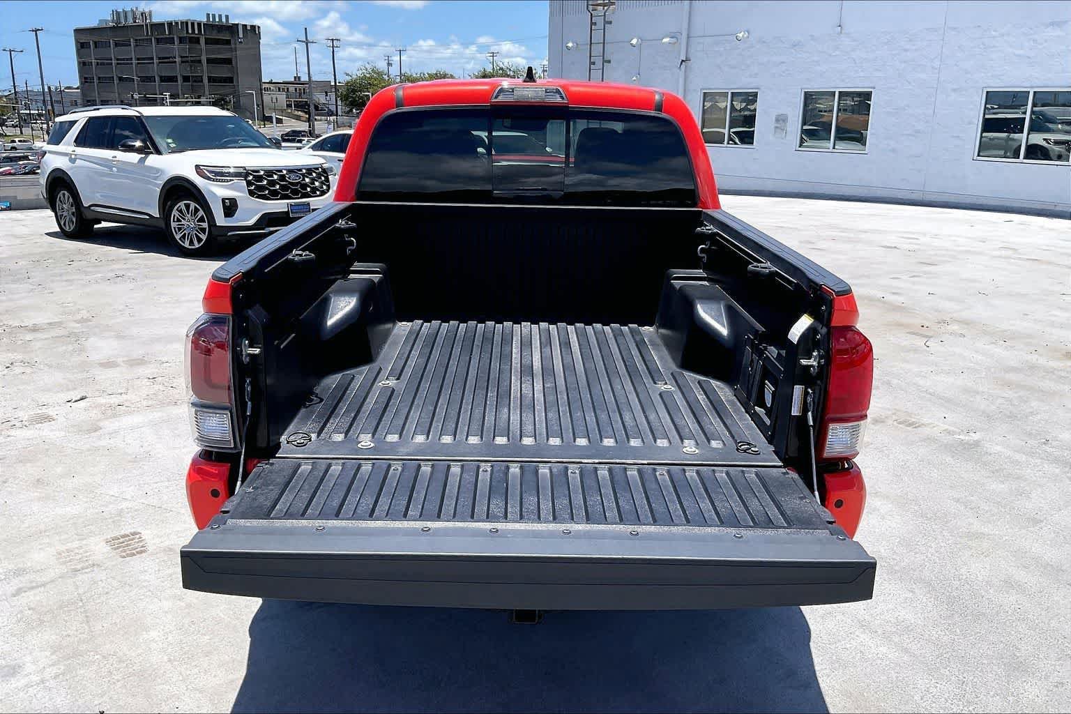 Used 2023 Toyota Tacoma TRD Pro AWD/4WD image 18