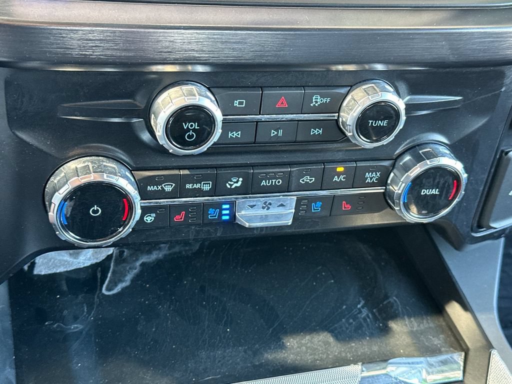 Certified 2025 Ford F250 Lariat AWD/4WD image 19