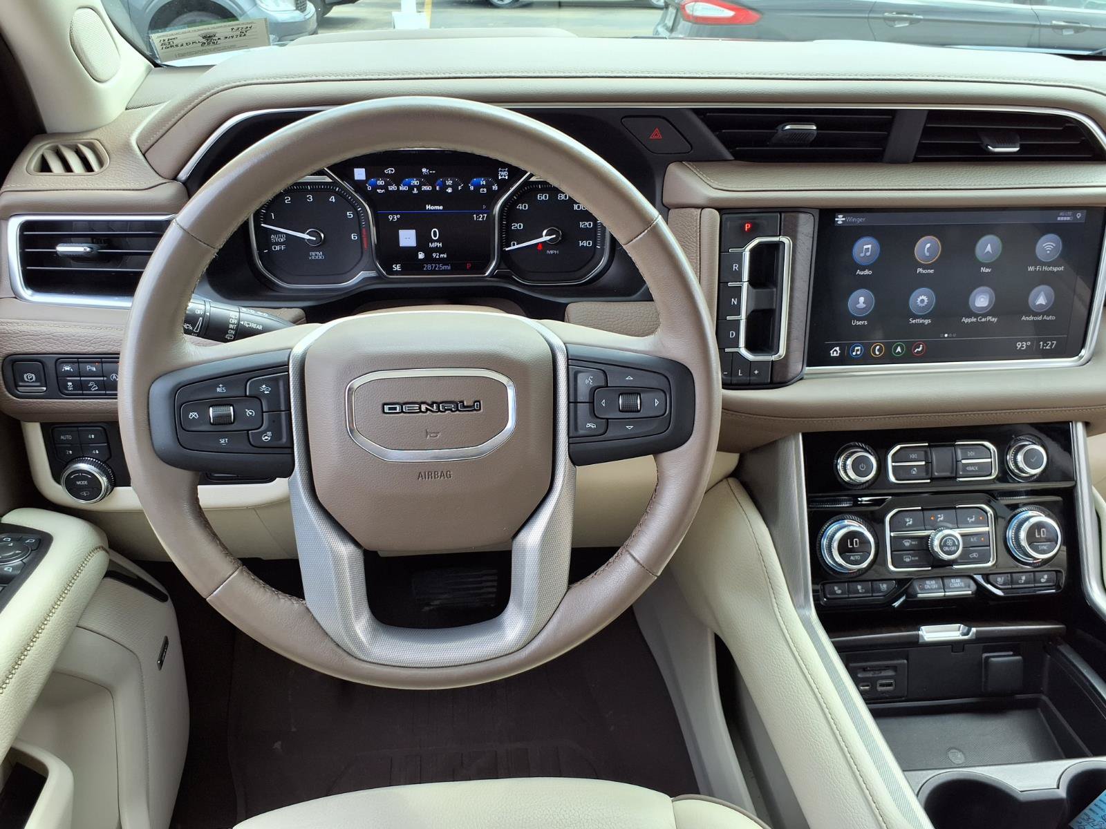 Used 2021 GMC Yukon Denali w/ Denali Ultimate Package AWD/4WD image 14