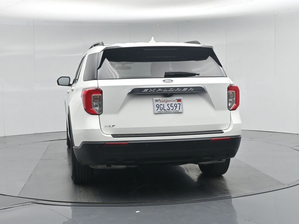 Certified 2023 Ford Explorer XLT RWD image 18
