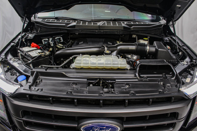 Certified 2022 Ford F150 Lariat w/ Equipment Group 502A High AWD/4WD image 29
