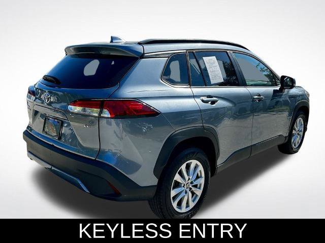 Used 2023 Toyota Corolla Cross LE image 4