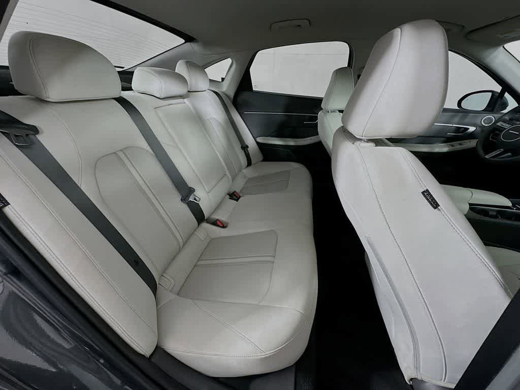 Used 2025 Hyundai Sonata SEL FWD image 29