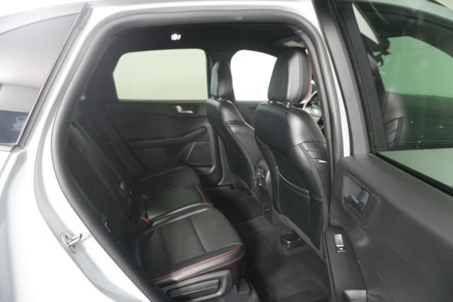 Certified 2025 Ford Escape ST-Line Select AWD/4WD image 28