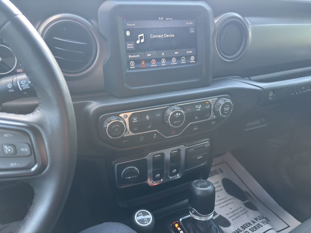 Used 2022 Jeep Wrangler Sport S image 24