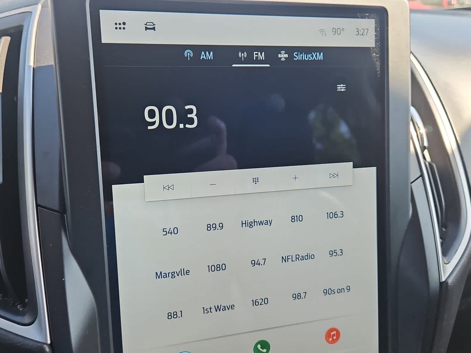 Certified 2024 Ford Edge SEL w/ Convenience Package image 16