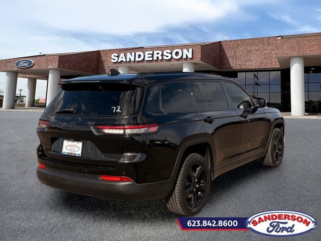Used 2022 Jeep Grand Cherokee L Laredo RWD image 3