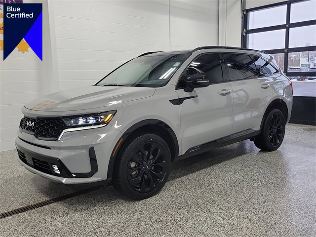 Used 2023 Kia Sorento SX