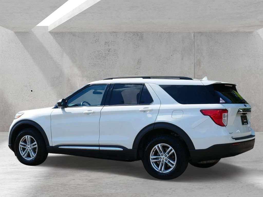 Certified 2023 Ford Explorer XLT AWD/4WD image 4