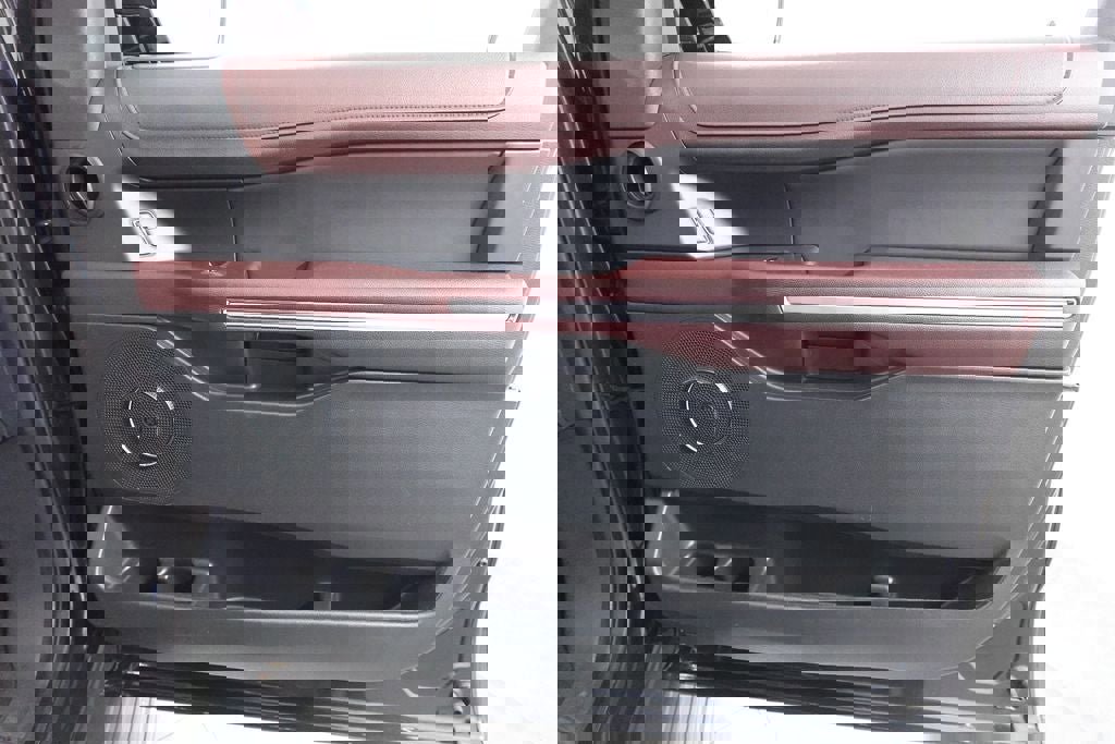 Certified 2023 Ford Expedition Max Limited image 34