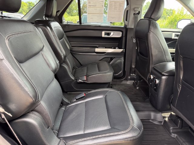 Certified 2022 Ford Explorer Limited w/ Equipment Group 301A AWD/4WD image 22