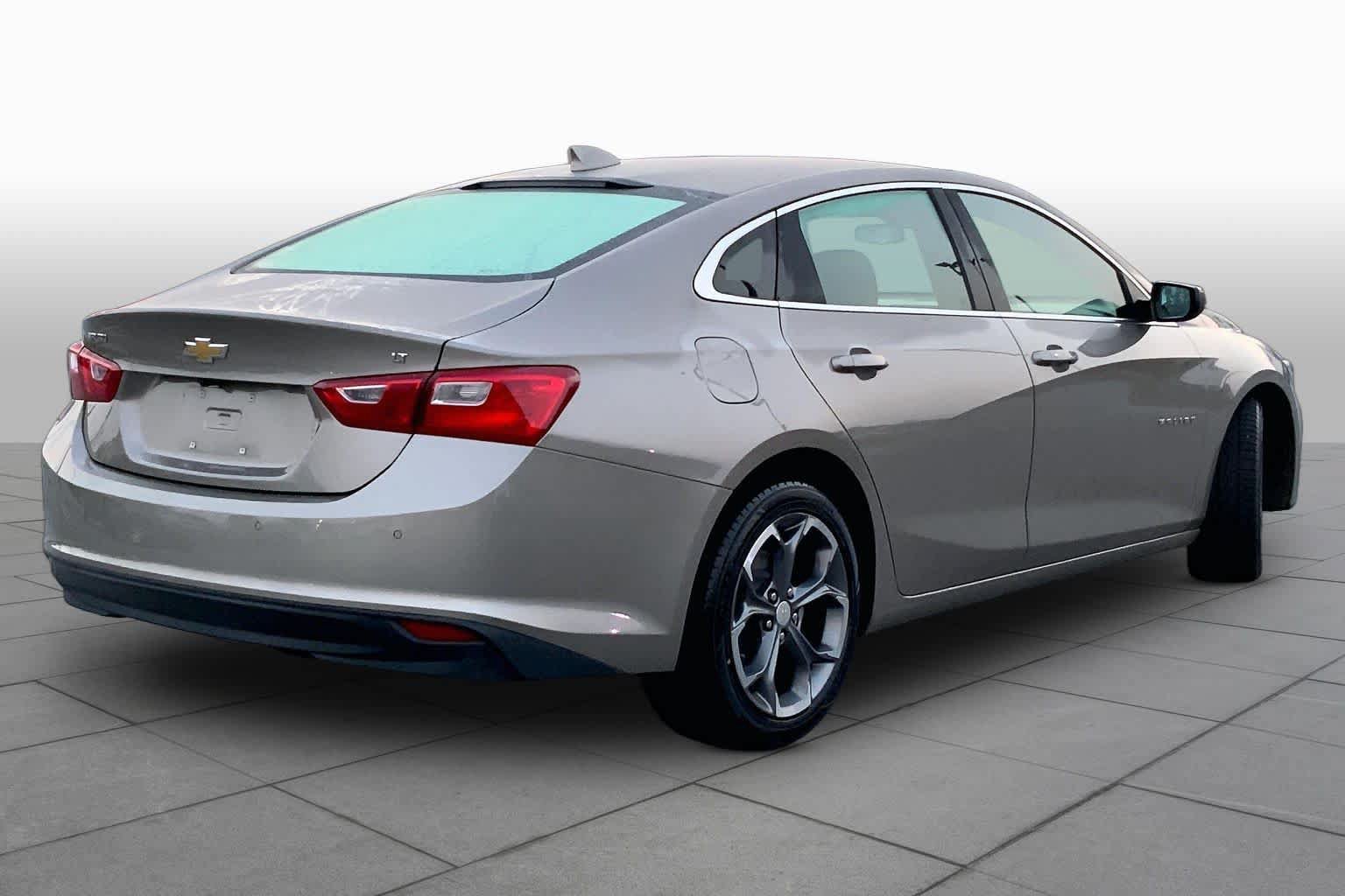 Used 2024 Chevrolet Malibu LT FWD image 13
