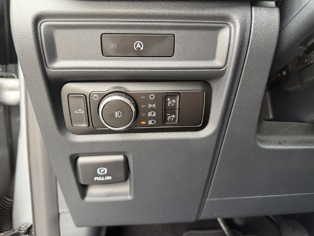 Certified 2025 Ford F150 STX w/ Equipment Group 200A RWD image 17