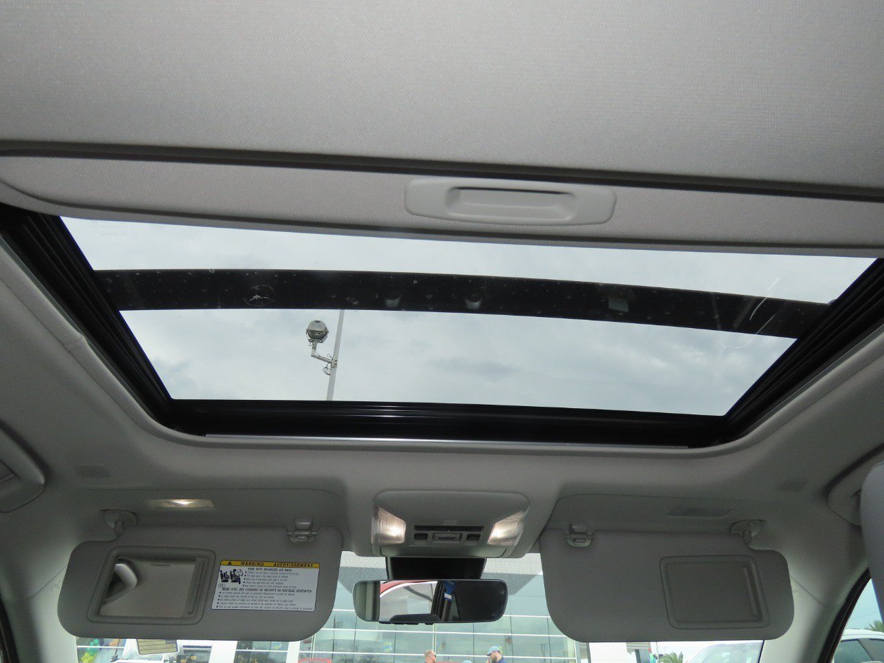 Used 2025 Toyota RAV4 Limited AWD/4WD image 23