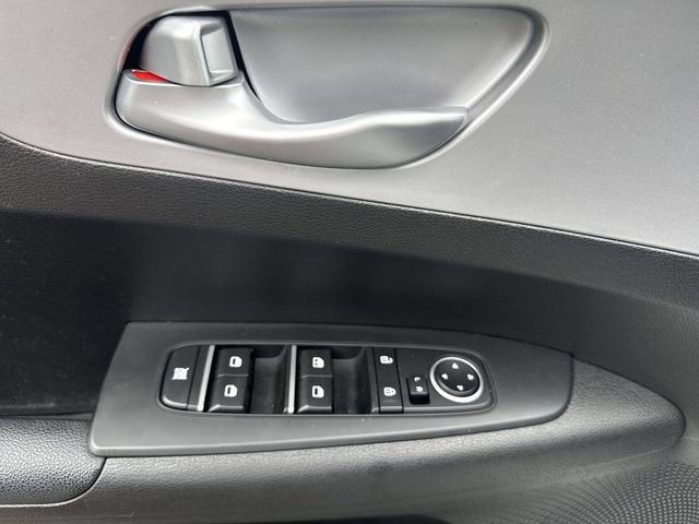 Used 2023 Kia Forte LXS FWD image 13