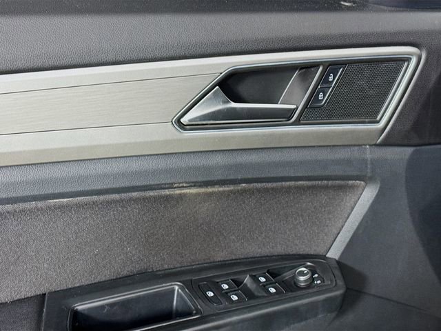 Used 2018 Volkswagen Atlas S image 20