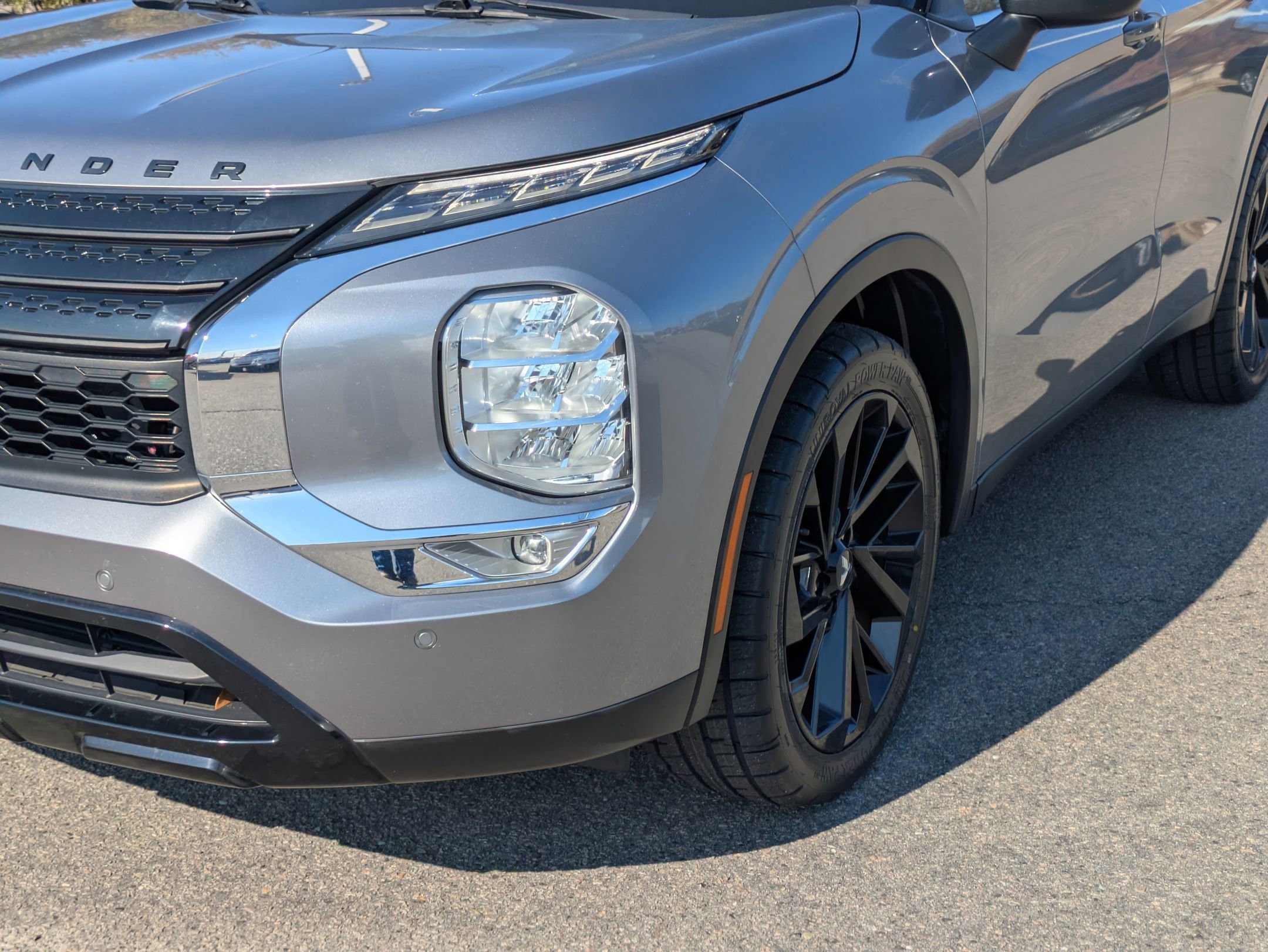 Used 2022 Mitsubishi Outlander SE image 10