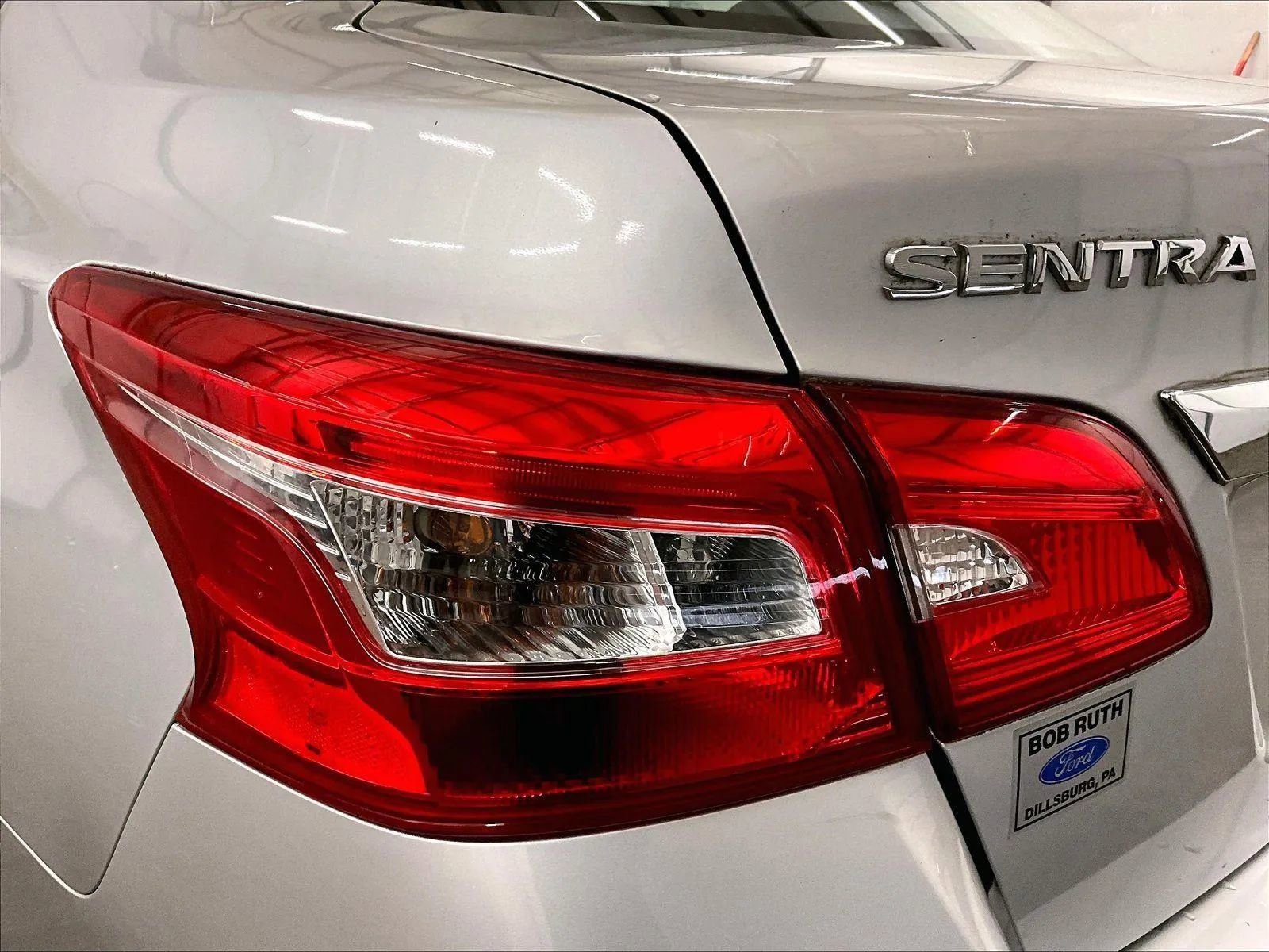 Used 2019 Nissan Sentra SV FWD image 28