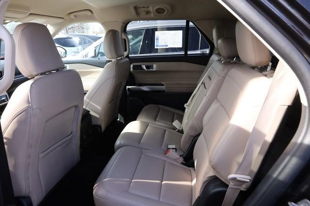 Certified 2024 Ford Explorer XLT w/ Equipment Group 202A image 11