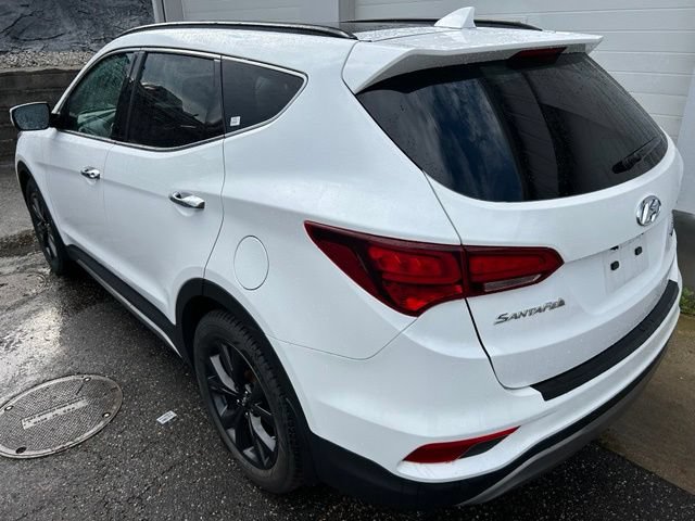 Used 2017 Hyundai Santa Fe Sport AWD/4WD image 4