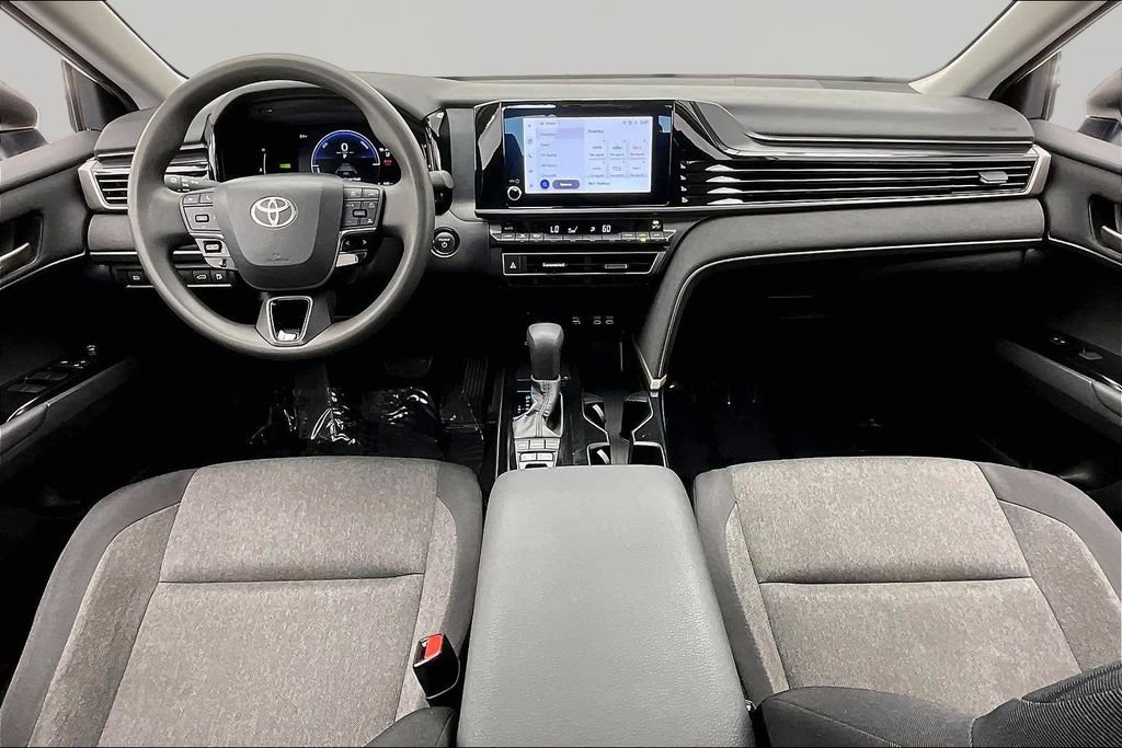 Used 2025 Toyota Camry LE FWD image 16