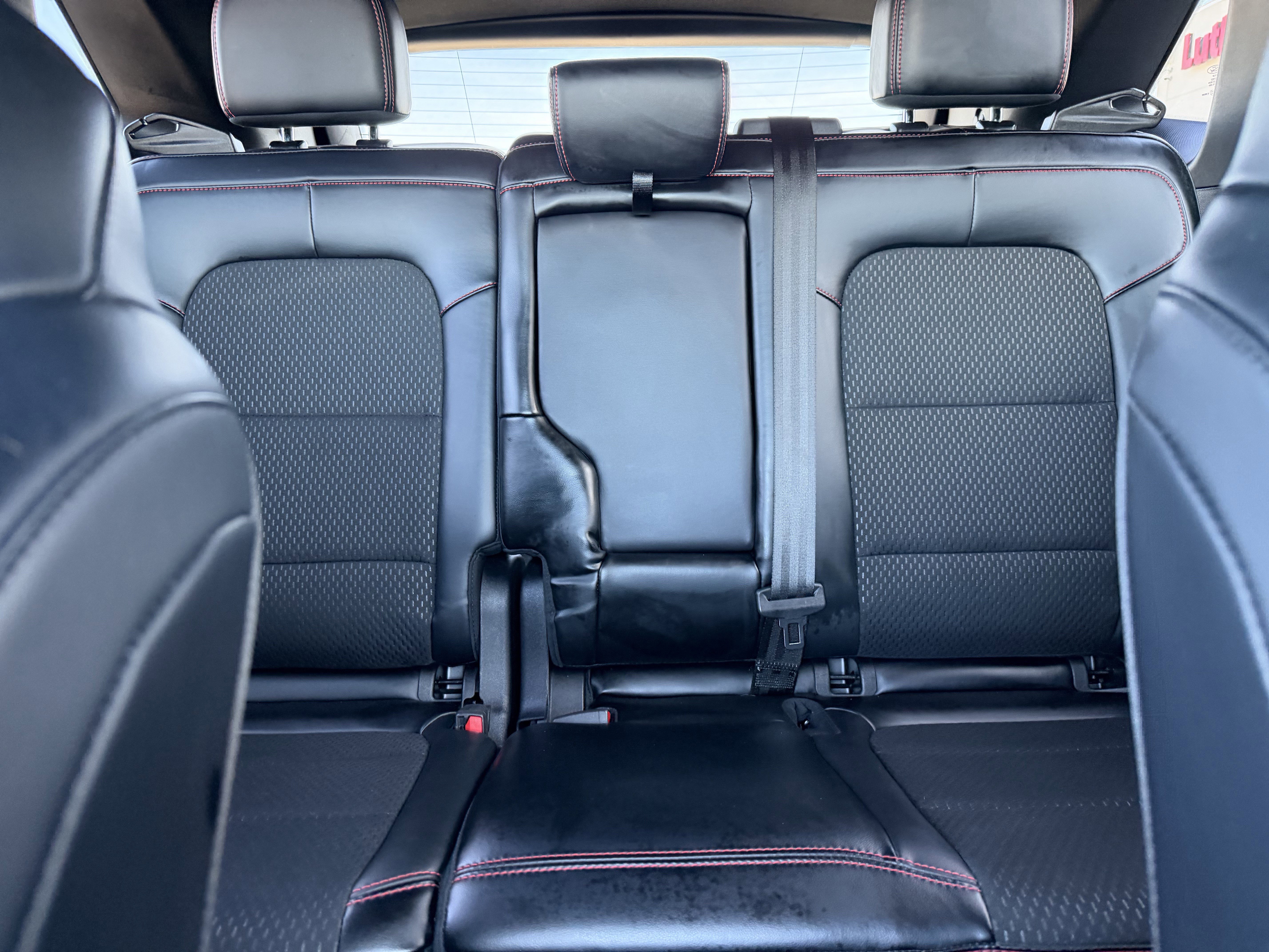Certified 2025 Ford Escape ST-Line AWD/4WD image 13