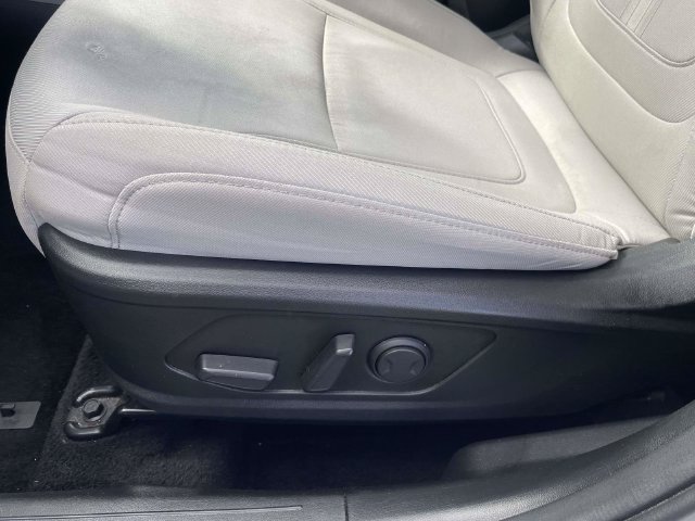 Used 2025 Hyundai Tucson SEL AWD/4WD image 19