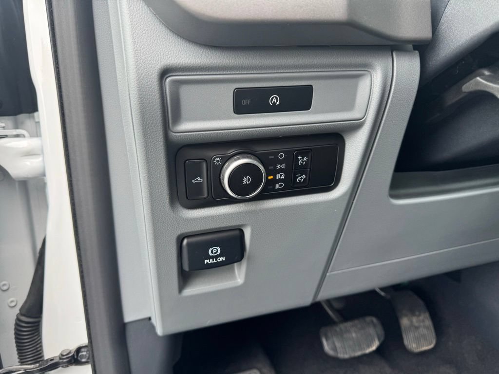 Certified 2025 Ford F150 XLT w/ Equipment Group 301A Standard AWD/4WD image 4