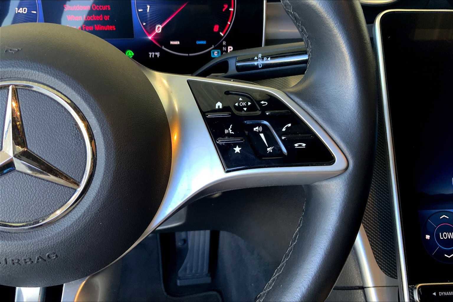 Used 2024 Mercedes-Benz C 300 4MATIC Sedan image 24